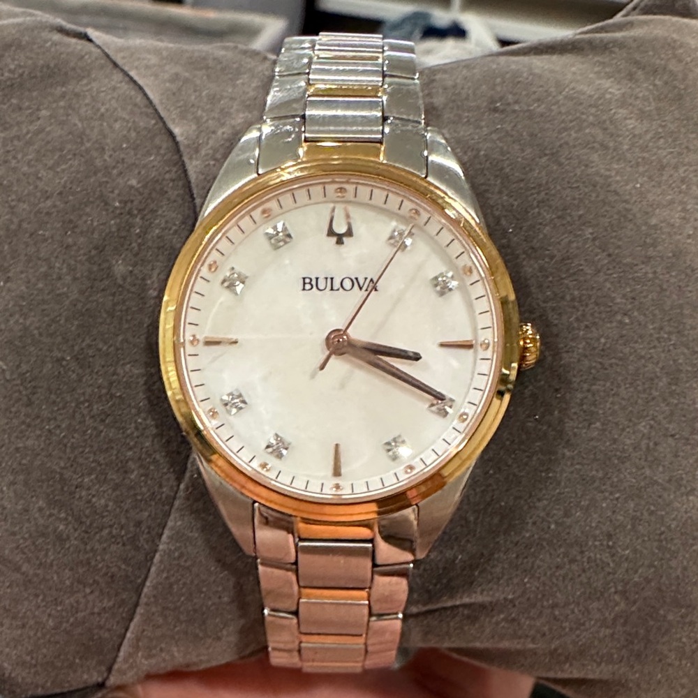 Bulova Two-Tone- Sutton